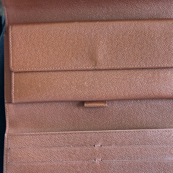 Louis Vuitton Monogram Porte Tresor International Wallet - Picture 9 of 17